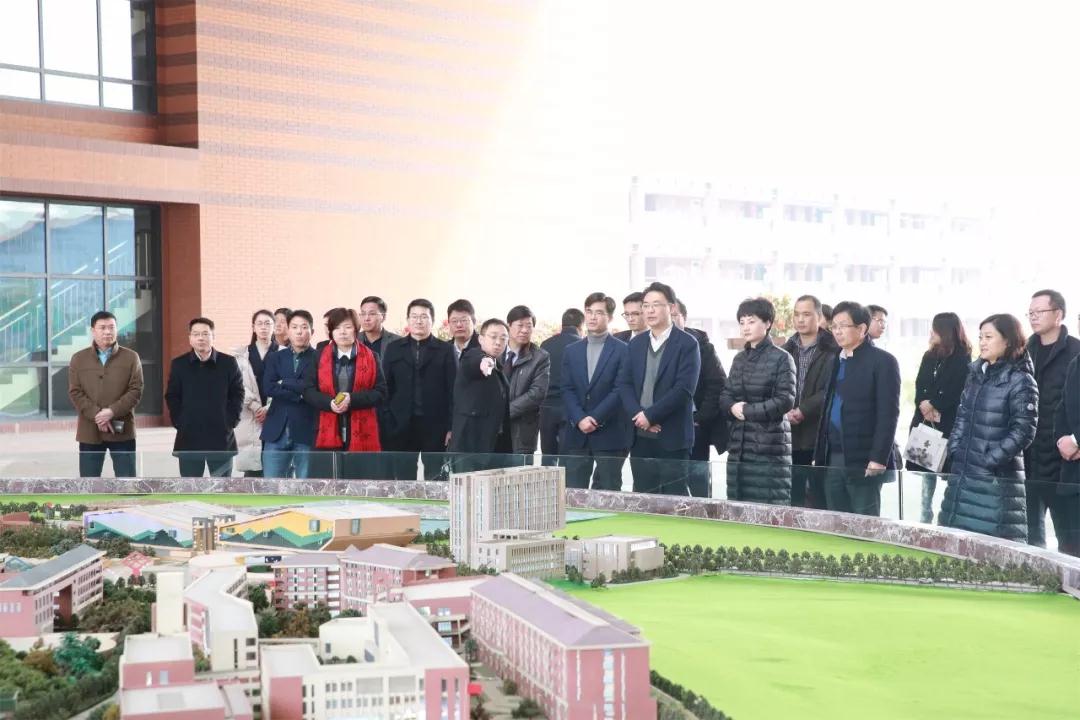 1518102348826992D0sM.jpg 1518102348826992D0sM.jpg