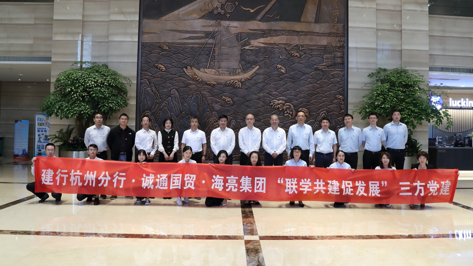 1600911453682216snmb.jpg 1600911453682216snmb.jpg